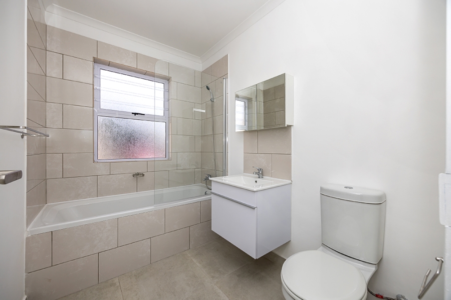 3 Bedroom Property for Sale in Table View Western Cape